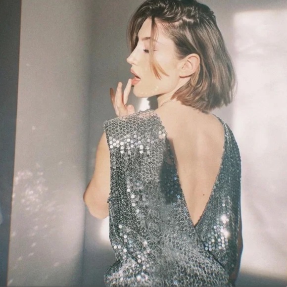 SOLD-Zara Draped Silver Sequin Shoulder Padded Mini Dress XS NWT blogger fave - Picture 6 of 9